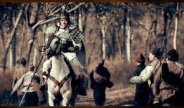 新三国演义电视剧,再现烽火岁月，演绎英雄传奇